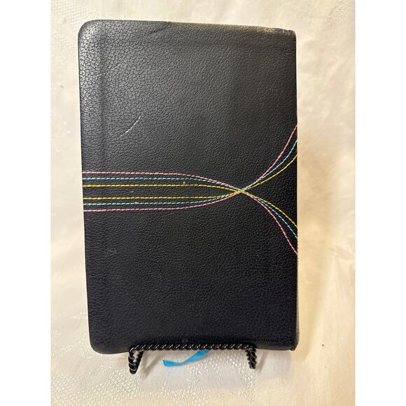 Tyndale NLT Teen Life Application Study Bible New Living Translation-Black *READ - Picture 5 of 9